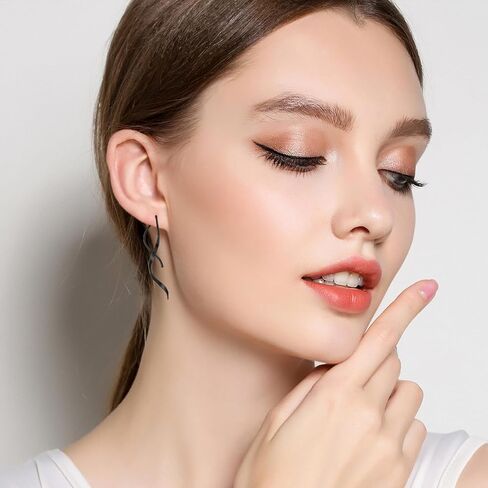 أقراط KWUNCCI حلزونية، 18 جرام أقراط مصنوعة يدويًا من الفولاذ المقاوم للصدأ للنساء، أقراط متدلية خطية ملتوية من خلال سحب من خلال أقراط فضية وذهبية متدلية مجوهرات للنساء in Kuwait