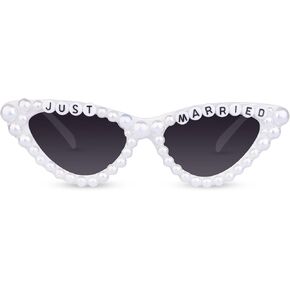 Bride Sunglasses - 'Just married ' Glasses for Wedding Party Decoration, Cat Eye Glasses with Rhinestone for Bride to Be Gift, Bachelorette Accessories Party Favors