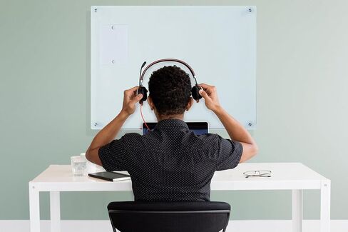 مجموعة لوحة المسح الجاف للزجاج الأبيض المغناطيسي المباشر الصوتي والمرئي - 23 5/8 × 35 1/2 بوصة - in Kuwait