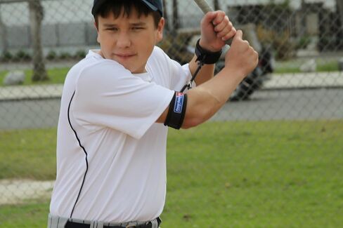 Hitting Aid & Bat Swing Trainer for Baseball Softball in Saudi Arabia