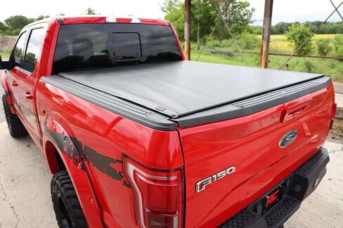 Rough Country Soft Tri-Fold Bed Cover for 2019-2023 Ford Ranger | 5' - 41219500 in Saudi Arabia
