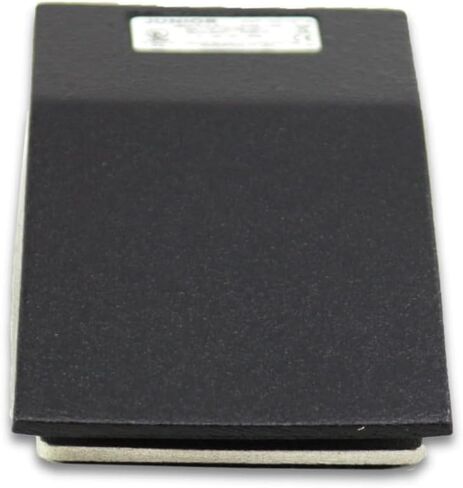 Linemaster Junior 121-S Foot Switch, Single Pedal, Momentary, SPDT, Black, 20A 1HP 125-250 VAC, 20(3) A 250V 50/60 Hz. in Saudi Arabia