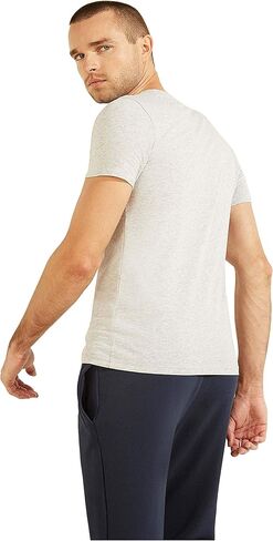 جيس تيشيرت باكمام قصيرة وقبة دائرية بدون طوق للرجال من كاليب هيرو (عبوة من قطعة واحدة) in Kuwait