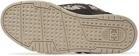 DC Men's Stag Skate Shoe in Saudi Arabia