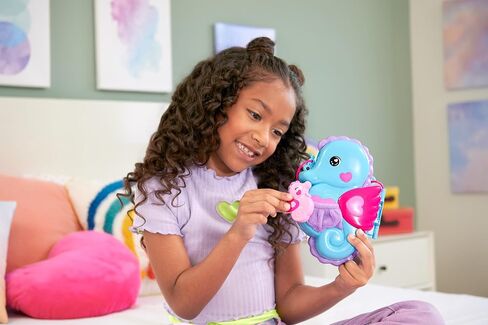 Polly Pocket Dolls & Playset with Pets & 13 Accessories, 2-in-1 Momma Monkey & Baby Wearable Purse & Animal Toy in Saudi Arabia