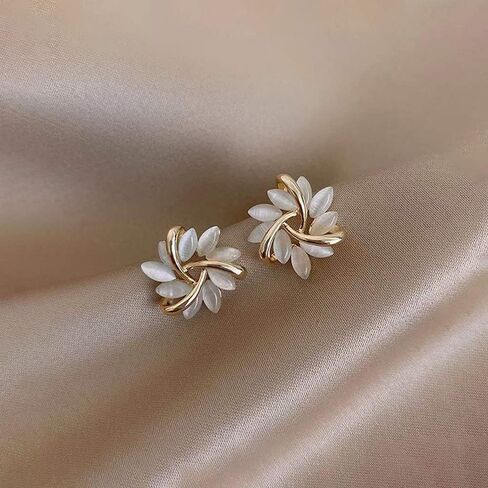 Flower Earrings for Women Girls Crystal Flower Stud Earrings White Opal Flower Stud Earrings Summer Beach Vacation Floral Earrings for Women Girls in Saudi Arabia