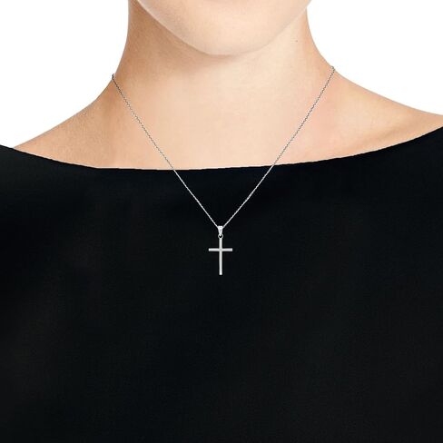 AeraVida Unisex Simple Sleek Christian Cross .925 Sterling Silver Necklace | Minimalist Christian Cross Pendant | Religious Accessory | Jewelry Gift in Saudi Arabia