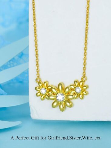 WTYIM 14K Gold Plated Daisy Flower Pendant Necklace, Moissanite Diamond Three Daisies Necklace for Women, Daisy Jewelry Gift for Mom Daughter Anniversary Birthday Christmas Gift for Wife Girlfriend in Kuwait