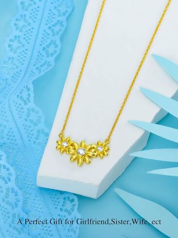 WTYIM 14K Gold Plated Daisy Flower Pendant Necklace, Moissanite Diamond Three Daisies Necklace for Women, Daisy Jewelry Gift for Mom Daughter Anniversary Birthday Christmas Gift for Wife Girlfriend in Kuwait