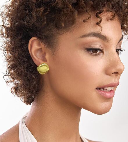 Gold Geometric Earrings for Women, Trendy Chunky Gold Stud Earrings Vintage Statement Earrings Hypoallergenic Dupes Jewelry for Women Gifts for Her in Saudi Arabia