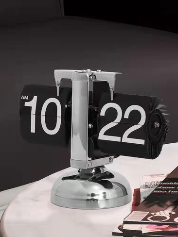 Flip Clock, Retro Desk Clock Vintage Design Auto Desk Clock with Large Number & Battery Powered Internal Gear Operated Clock for Home & Office Décor (Black) in Kuwait