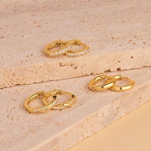 مجموعة أقراط دائرية ذهبية للنساء، أقراط هوجي صغيرة أنيقة عيار 14 قيراط لمجوهرات متعددة خفيفة الوزن لا تسبب الحساسية، أقراط غضروف مكعبة مزدوجة ملتوية عصرية للفتيات المراهقات 3 أزواج in Kuwait