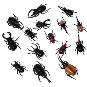 yueton 15PCS Lifelike Simulation Plastic PVC Beetle Halloween Beetle Figurine Beetle Figures Artificial Beetle Bug Decorations Realistic Fake Animal Models Ornaments for Home Party Decorations