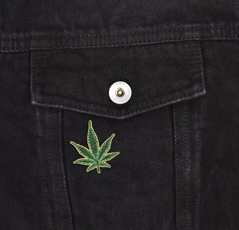 Marijuana Weed Leaf Glitter Enamel Lapel Pin in Saudi Arabia