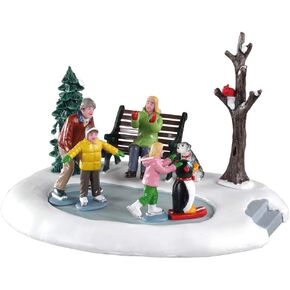 Lemax Village Collection Beginner Skaters # 93424
