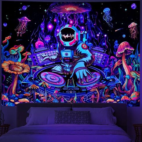 Amhokhui Blacklight رائد الفضاء نسيج الأشعة فوق البنفسجية رد الفعل مضحك DJ الموسيقى نسيج Trippy الجمالية نسيج غالاكسي الفضاء نسيج زهرة الجدار شنقا ديكور للمنزل in Saudi Arabia