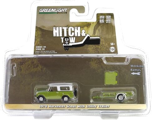 مقتنيات Greenlight 1/64 1970 Harvester Scout مع مقطورة المرافق، سلسلة Hitch & Tow 30 32300-B in Kuwait