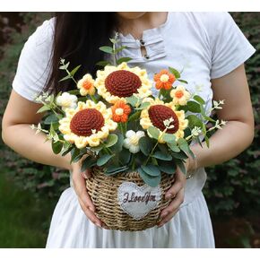 Cochet Sunflowers Flowers,Crochet Flowers Handmade Knitted Sunflowers Crochet Fall Flower Bouquet Artificial Faux Sunflowers Flowers Plants for Fall Outdoor Indoor Decoration Gifts (Style 2)