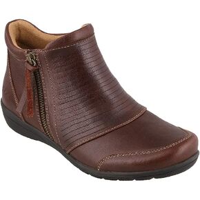 Taos Footwear Women's Habit Boot