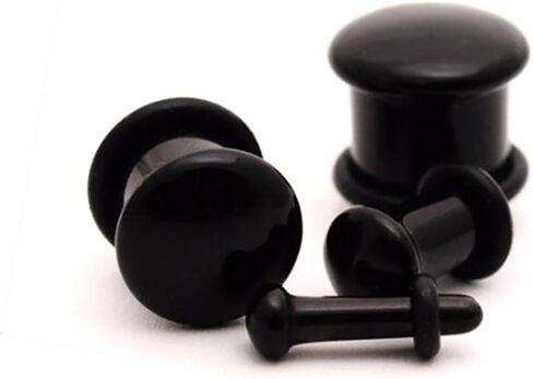 مجوهرات الجسم من المعادن الغامضة سدادات حجر العقيق الأسود المضيئة - 6 جم - 4 مم - تباع كزوج in Kuwait