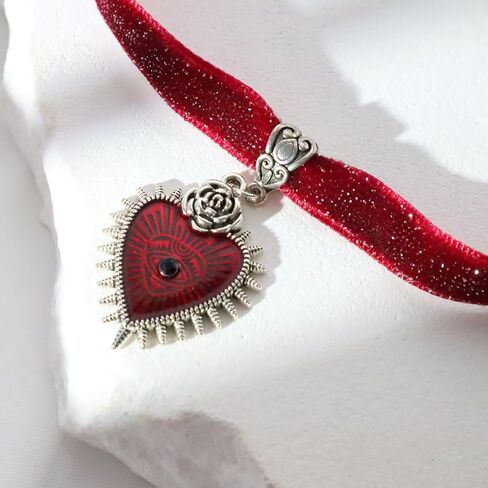 Gothic Style Eye Heart Pendant Velvet Choker Necklace for Woman Girls in Saudi Arabia