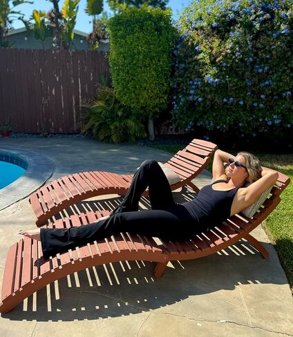 حمالة صدر رياضية للنساء من ألتيلاند برقبة على شكل حرف V، تانك مبطن للتمرينات واليوجا مع دعم متوسط in Kuwait