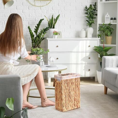 سلة نفايات Vesici سعة 6 جالون من الخوص مع غطاء سلة مهملات الخوص مع مقابض مدمجة سلة قمامة منسوجة يدويًا لغرفة النوم والحمام والمطبخ والمكتب in Kuwait