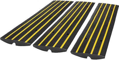 Happybuy Rubber Driveway Curb Ramps 1 Pack, 33069lbs Capacity Heavy Duty Car Ramp, 2.6 Inch High Cable Cover Curbside Bridge Ramp for Loading Dock Garage Sidewalk in Saudi Arabia