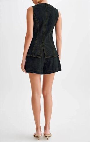 Women Y2k Denim 2 Piece Set Crew Neck Sleeveless Button Down Vest and High Waist Jean Shorts Pants Jean Outfit in Saudi Arabia