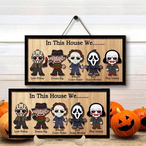 QYN In This House We Horror Sign Halloween ديكور غرفة الرعب الهالوين ديكور المنزل، قطعتان حامل ومعلق (11.8 × 5.8 بوصة) in Saudi Arabia