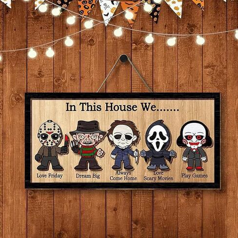 QYN In This House We Horror Sign Halloween ديكور غرفة الرعب الهالوين ديكور المنزل، قطعتان حامل ومعلق (11.8 × 5.8 بوصة) in Saudi Arabia