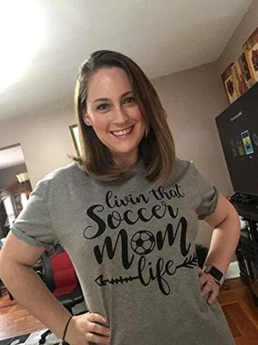 تي شيرت نسائي Livin That Soccer Mom Life برقبة دائرية وأكمام قصيرة in Kuwait