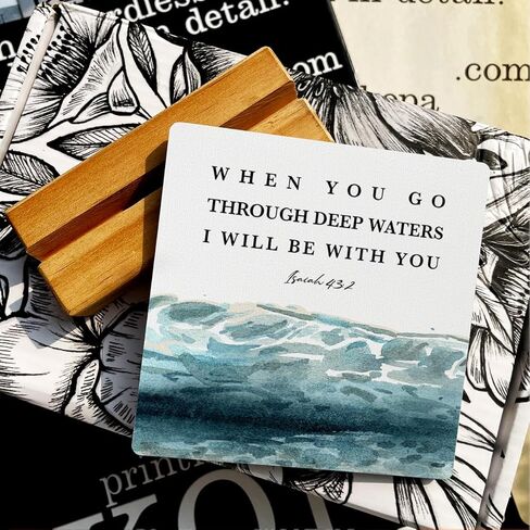 بلد الحب هو الحب المريض هو نوع الكتاب المقدس الآية الخشبية لوحة تسجيل ديكور مكتب ريفي 1 كورنثوس 13: 4-8 المسيحية مكتب علامة ديكور للمنزل الزفاف 4 × 4 بوصة in Kuwait