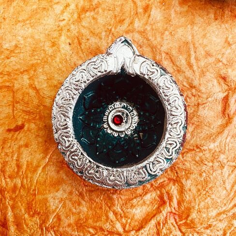 12 حزمة من الطين المصنوع يدويًا ديا باتي التقليدي من الطين الطبيعي ومصباح الزيت الأرضي ديباك ترحيب ديا ديا ترابية مصنوعة يدويًا لإضاءة ديكور ديوالي مع فتائل قطنية in Kuwait