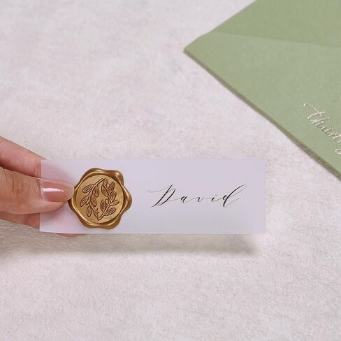 ملصقات ختم الشمع من UNIQOOO - ملصقات ختم على شكل ظرف دعوة زفاف من الأوكالبتوس، 50 قطعة من الملصقات الخضراء الطحلبية ذاتية اللصق، مثالية للدعوة، والكريسماس، وتغليف الهدايا، والحفلات in Kuwait