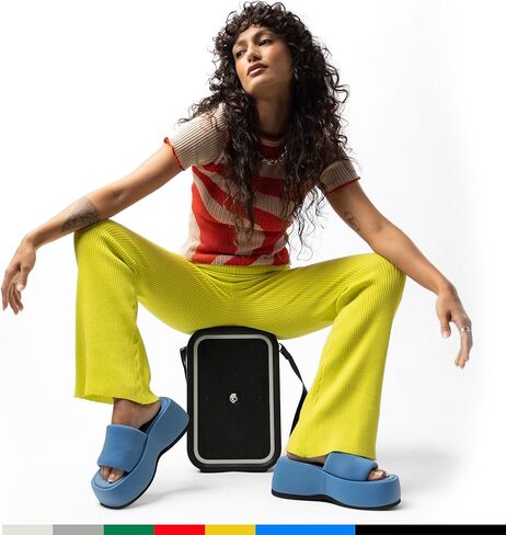 مكبر صوت بلوتوث Stomp XL - مكبر صوت لاسلكي محمول مقاوم للماء IPX5، مع عرض ضوئي LED وأوضاع ستروب، بطارية 12 ساعة، وصلات متعددة، وشحن مخرج USB-C وUSB-A، أسود in Kuwait