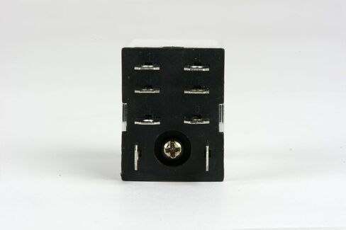 2X TEMCo Ice Cube Relay General Purpose 6 VDC 10A Contact 8 Pin w/Socket in Saudi Arabia