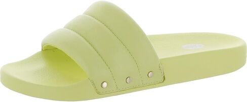 Dr. Scholl's Pisces Chill in Saudi Arabia