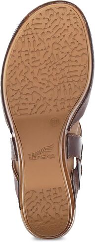 صنادل مريحة للنساء من Dansko Taci Wedge in Saudi Arabia