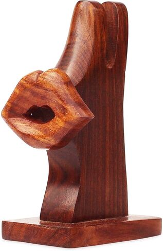 حامل نظارات خشبي مصنوع يدويًا على شكل أنف بمواصفات النظارات مزود بشفاه in Kuwait