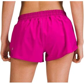 Lululemon Hotty Hot Shorts II 2.5 بوصة (التوت الناضج، مقاس 4) in Kuwait