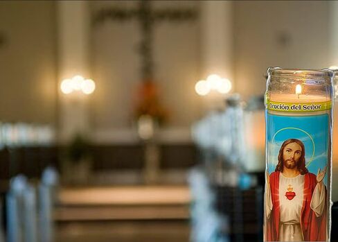 Catholic Prayer Candles- Set of 2- Lord's Prayer/Oracion del Senor-Sacred Heart of Jesus Religious Holy Prayer Decor Long Glass ( Long Burn, Real Wax) for Home, Office and Gifts for Mother in Saudi Arabia