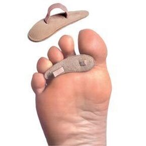 8154A-MR Crest Pad Hammer Toe Leather Women 8-10; Men 6-8 Med Right 3/Pack Part# 8154A-MR by Pedifix, Inc Qty of 1 Pack