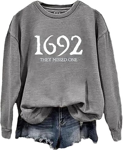 1692 They Missed One Sweatshirt Women Halloween Witch Shirt 1692 Salem Casual Crewneck Long Sleeve Gift Pullover Tops in Saudi Arabia