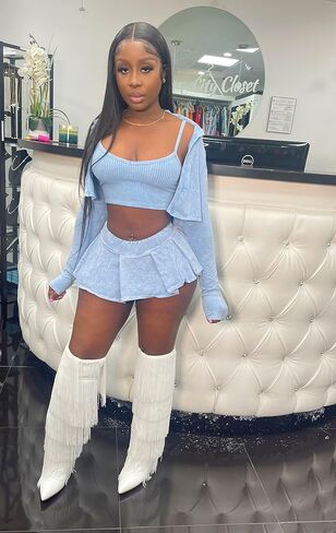 طقم بدلات رياضية نسائية من Molilove مكون من 3 قطع جاكيت قصير بأكمام طويلة بدون أكمام رياضي وتنورة صغيرة بدلة رياضية للربيع والصيف in Kuwait