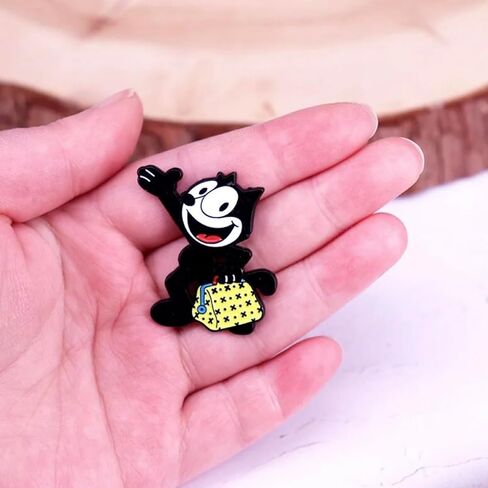 Felix the Cat Classic Black White Cartoon 1.4" Enamel Pin Badge in Saudi Arabia