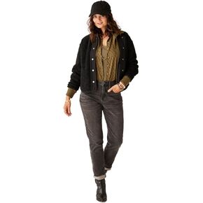 سترة Posie Boucle النسائية من Carve Designs in Kuwait