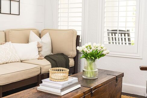 Laurel&Vine Quality Ribbed Glass Vase Set with 20 Realistic Pink Artificial Tulips Flowers. Modern Fluted Clear Vase with Faux Tulips. Entryway Living Room, Dining Table, Shelf, Office Decor Wedding in Kuwait