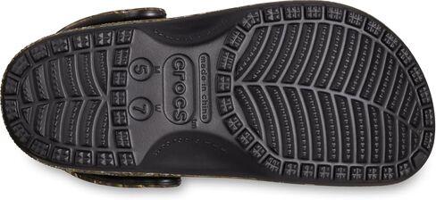 Crocs Unisex-Adult Classic Realtree Clog, Multi APX, 4 Men/6 Women in Saudi Arabia