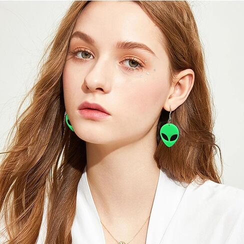 yueton 1 Pair of Fashion Funny Cool Neon Green Alien Head Pendant Dangle Drop Earrings Novelty Personalized Cute Cartoon Spaceman Alien Earrings Creative Unique Punk Acrylic Earrings Rave Earrings in Saudi Arabia